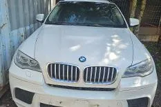 BMW X6 xDrive40d automobilis