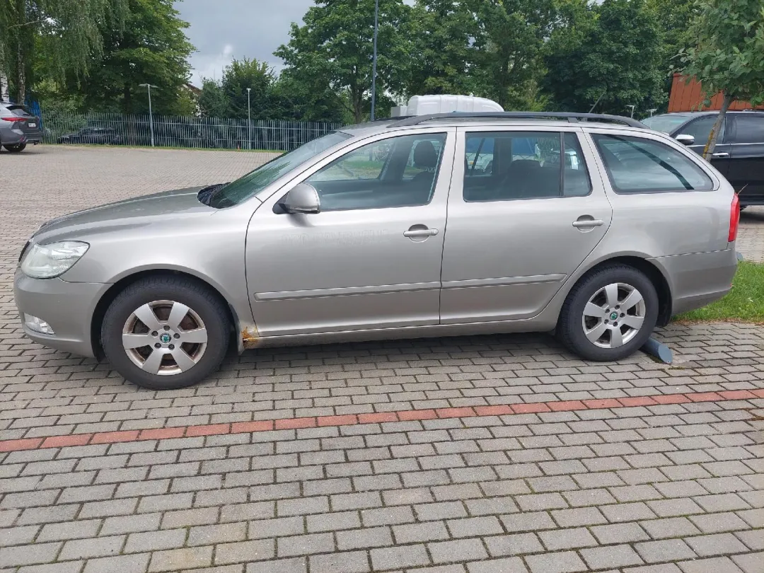 Škoda Octavia lengvasis automobilis