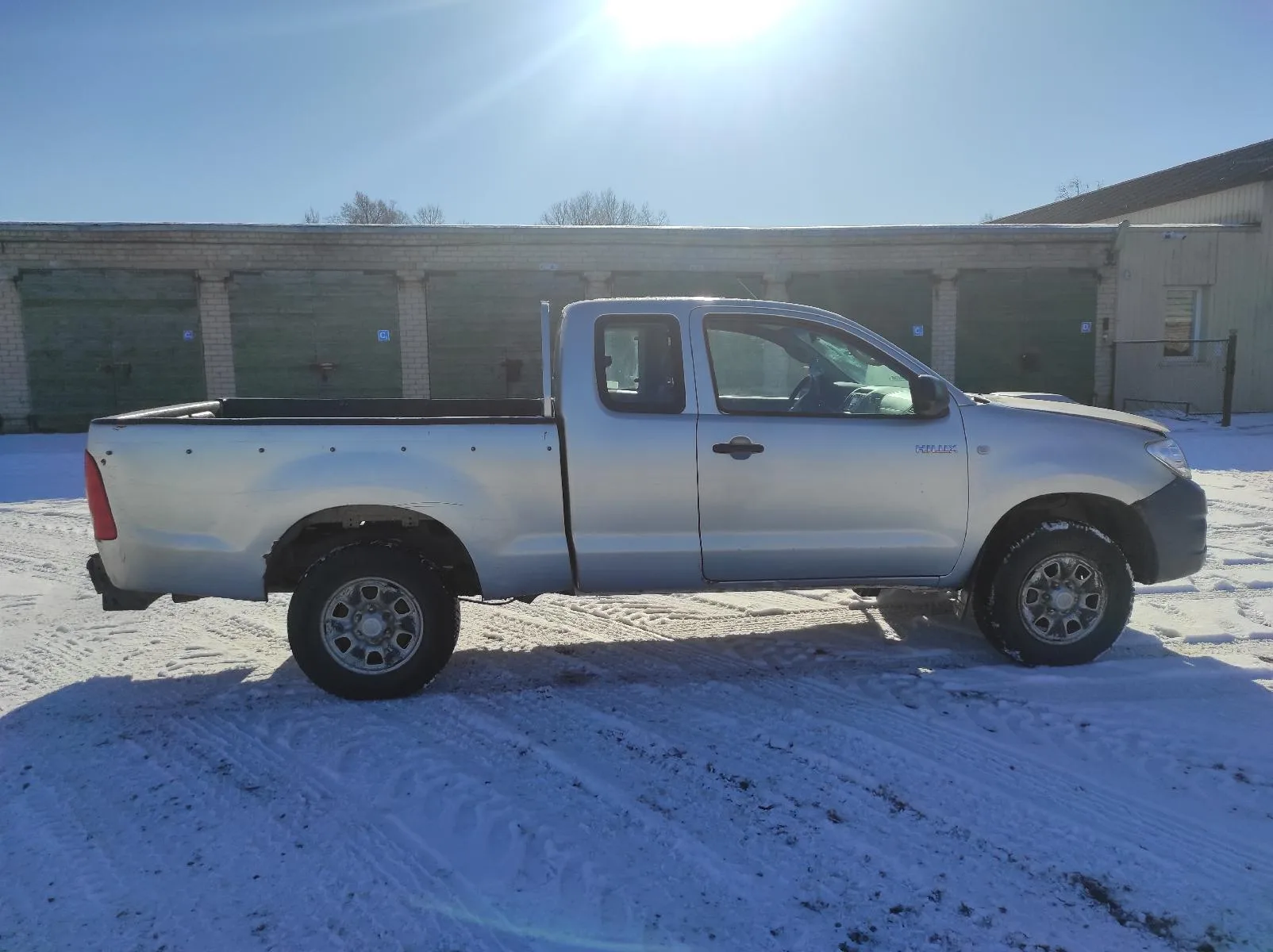 Parduodamas Toyota Hilux automobilis, 2011 m., prastos būklės