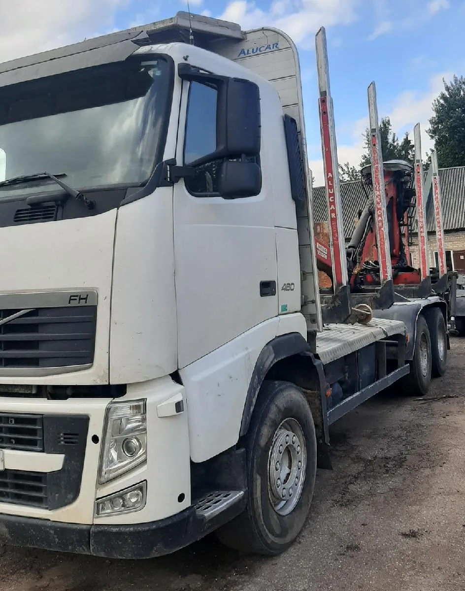 Parduodamas medienvežis VOLVO FH 64R, 2011 m.