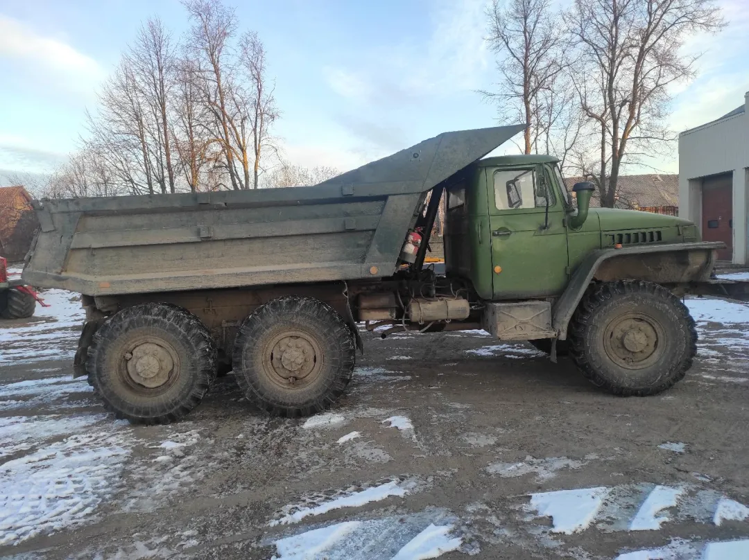 Savivartis URAL 5557 – aukciono pardavimas