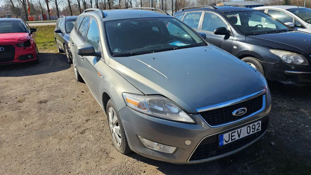 Ford Mondeo keleivinis automobilis