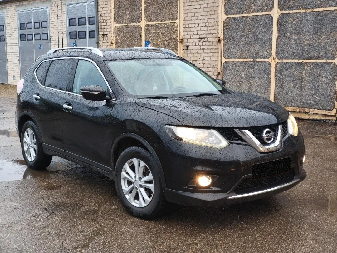 2015 m. Nissan Rogue automobilis