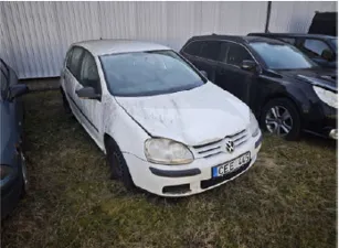 Parduodamas 2006 m. VW Golf automobilis su defektais