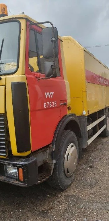 MAZ 533702 krovininis automobilis, 2002 m.