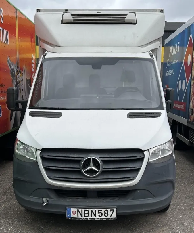Parduodamas krovininis automobilis Mercedes-Benz Sprinter su šaldymo įrenginiu