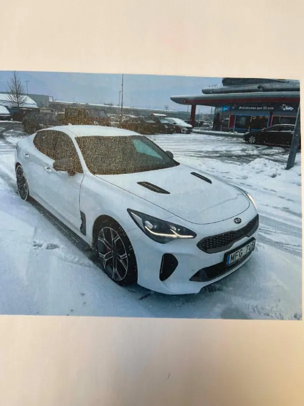 KIA keleivinis automobilis, 2021 m.